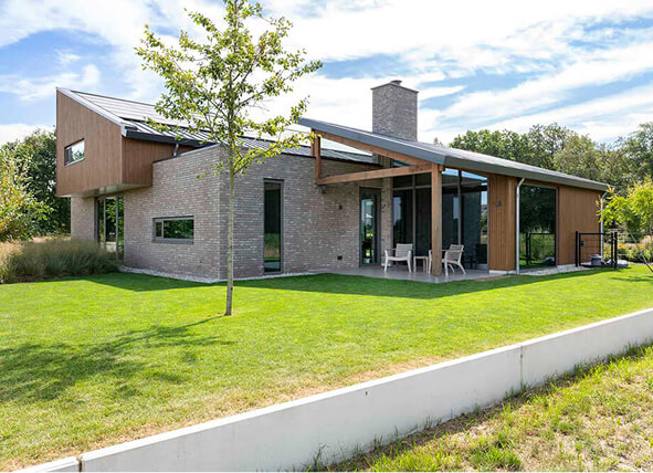 Woonhuis met paardenstal